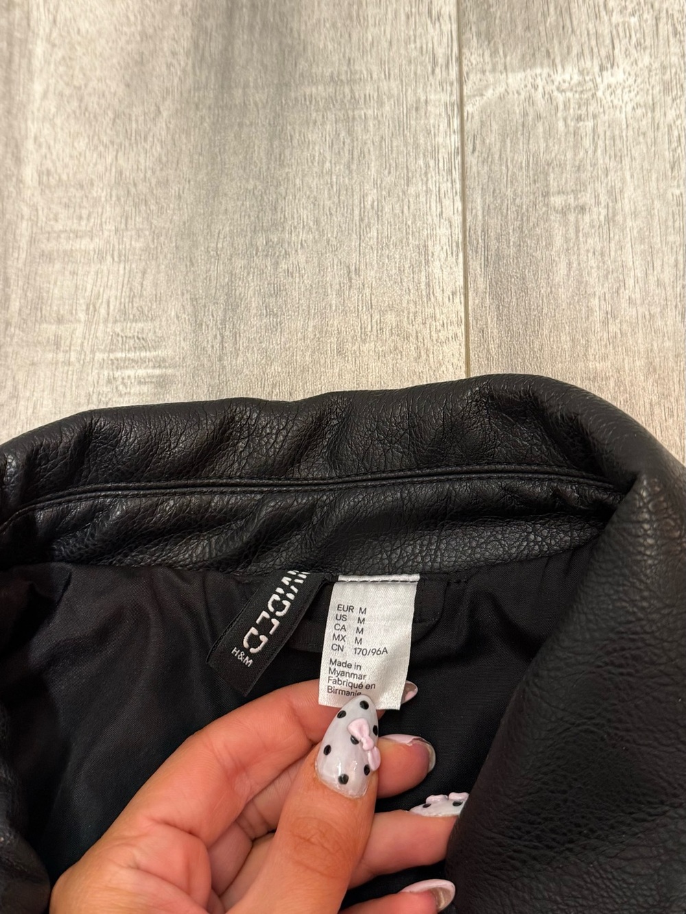 H&M Black Oversized Faux Leather Jacket - Picture 12 of 12